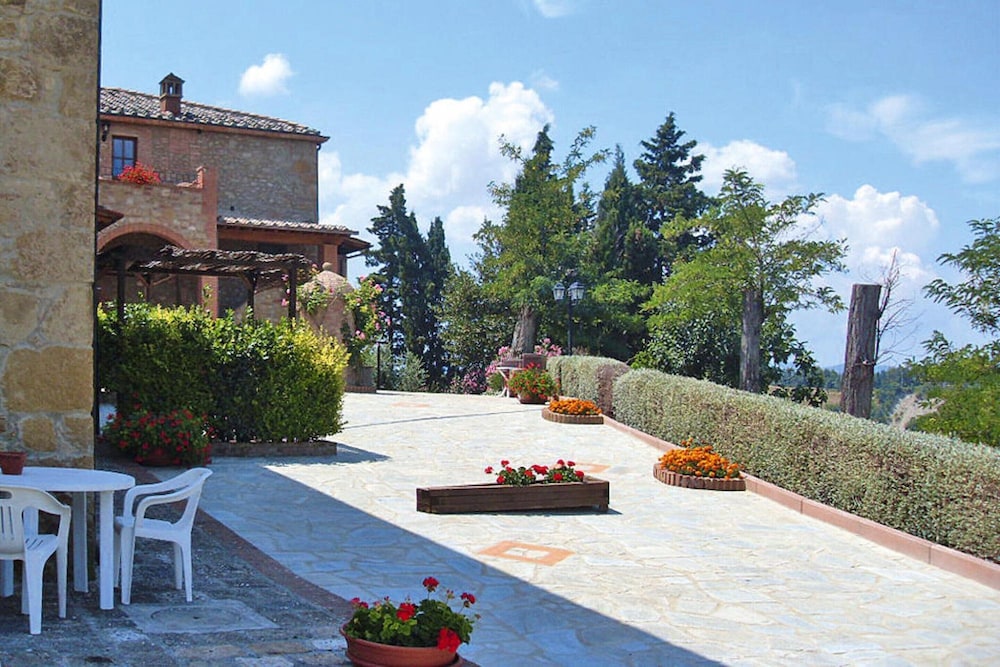 Apartment in Volterra With Panoramic Views photo 2