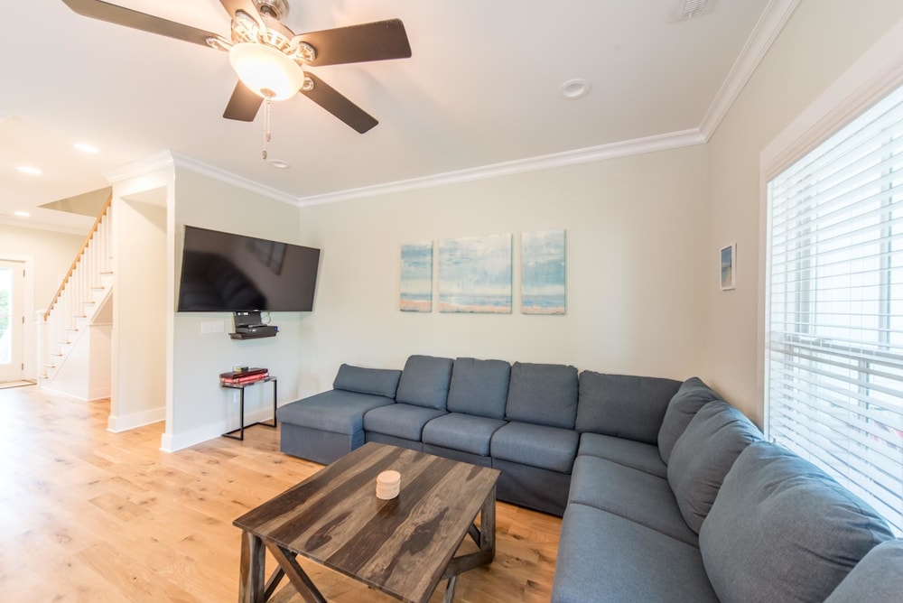 E Ashley A 121 4 Bedroom Holiday Home By My Ocean Rentals