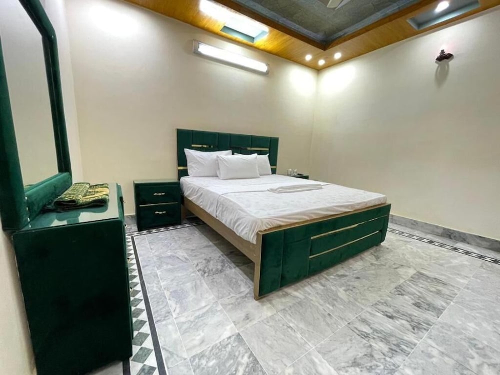 Every Lodge Guest House
