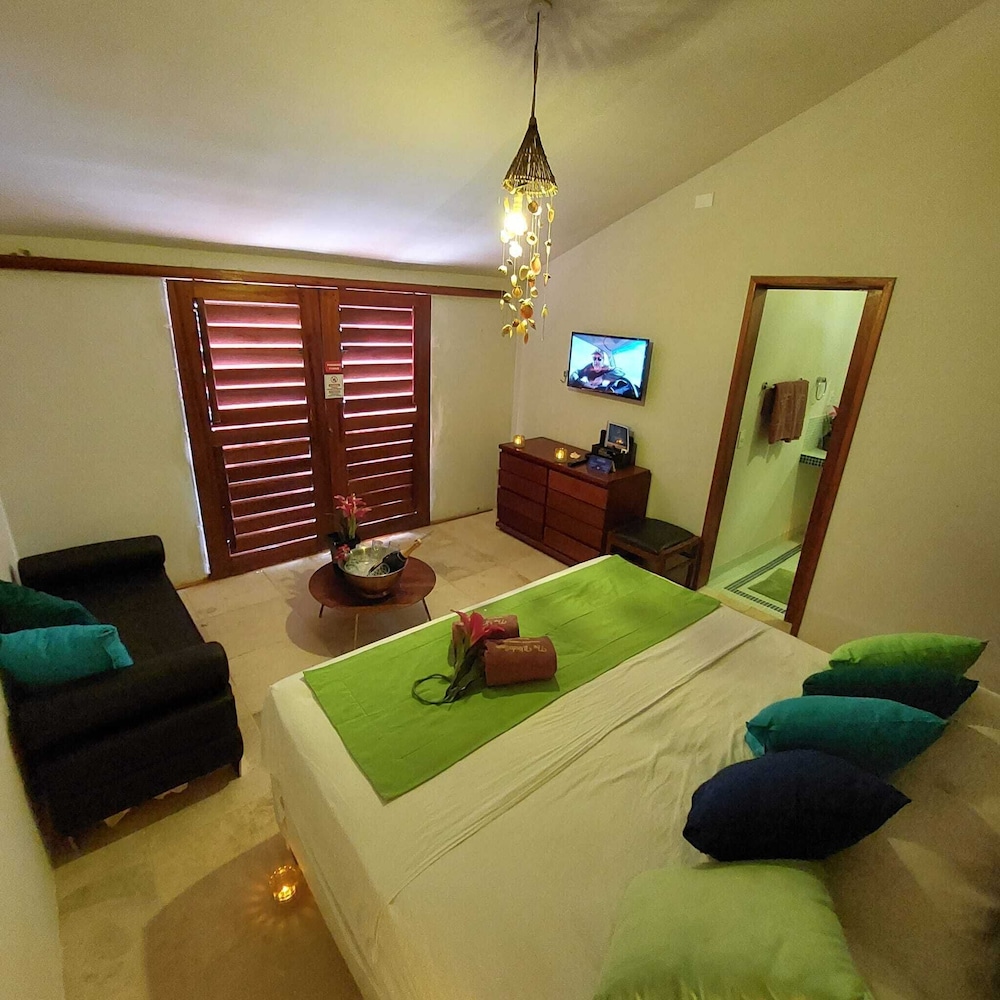 The Royal Windvillage, Waterfront Holiday Homes, Garden & Spa