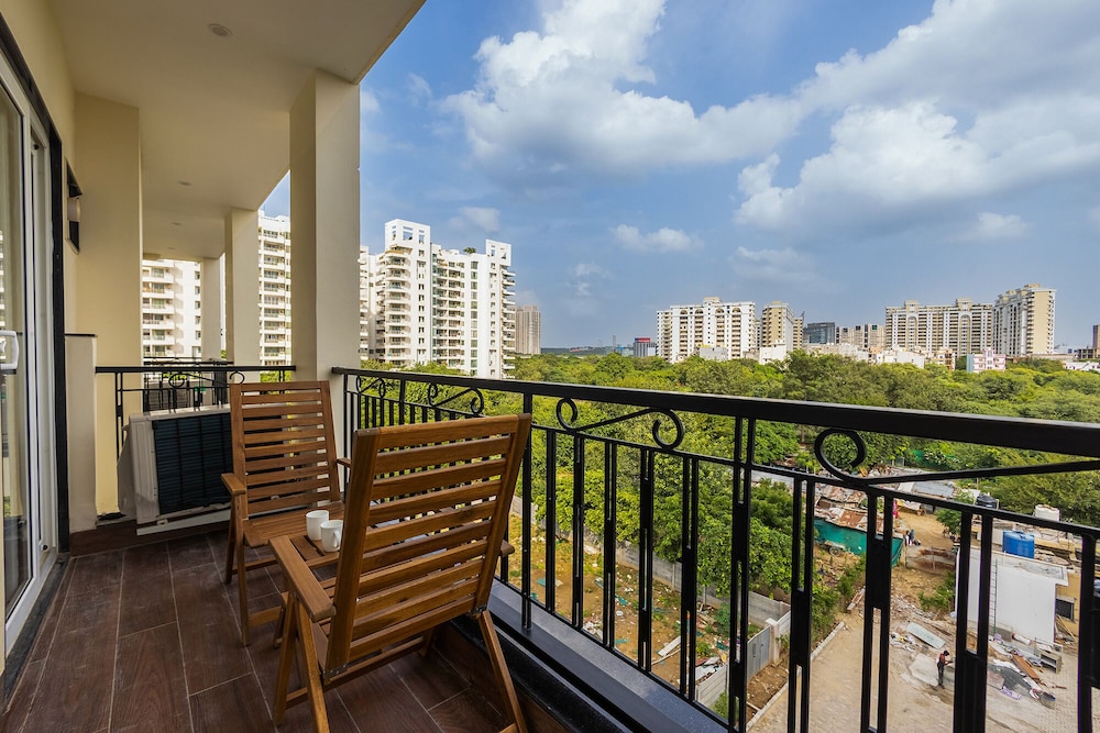 FabHotel Exotica Avenue Apartments