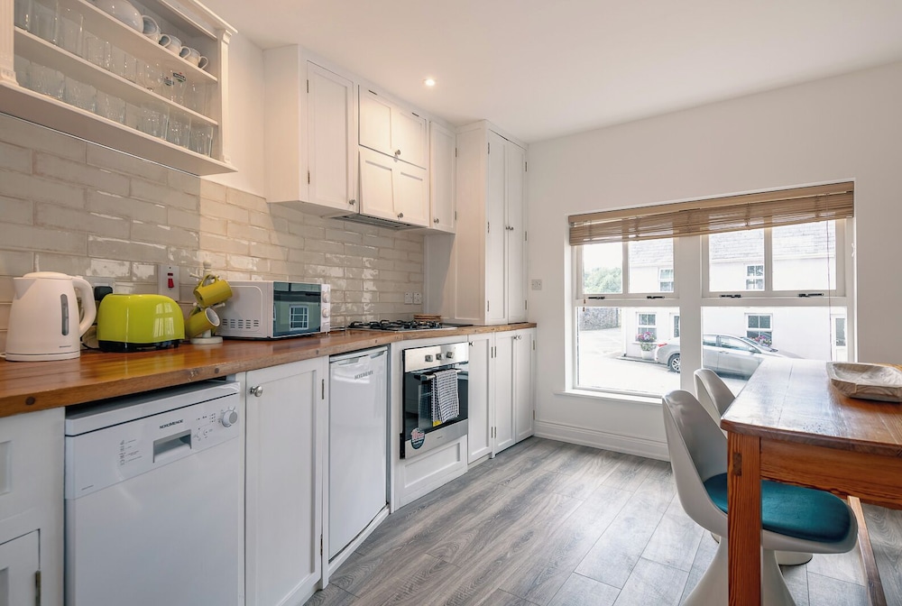 One Bedroom Apartment to Sleep 2 in the Heart of Kenmare Town