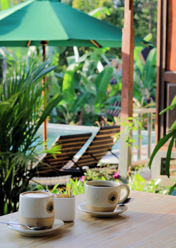 Mina Baturiti Hotel & Resto