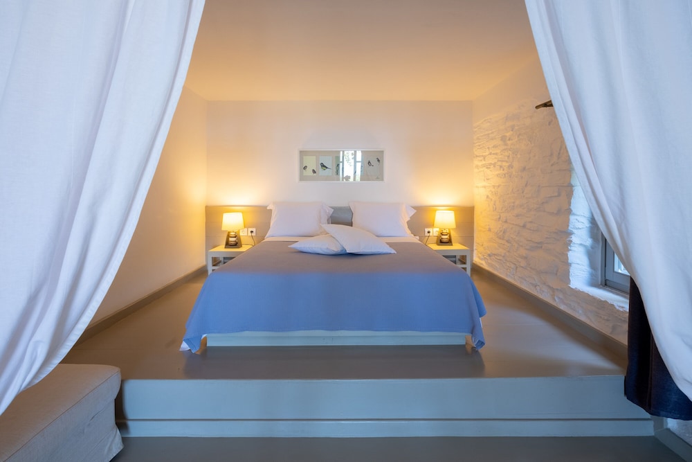 Kea Village Suites & Villas
