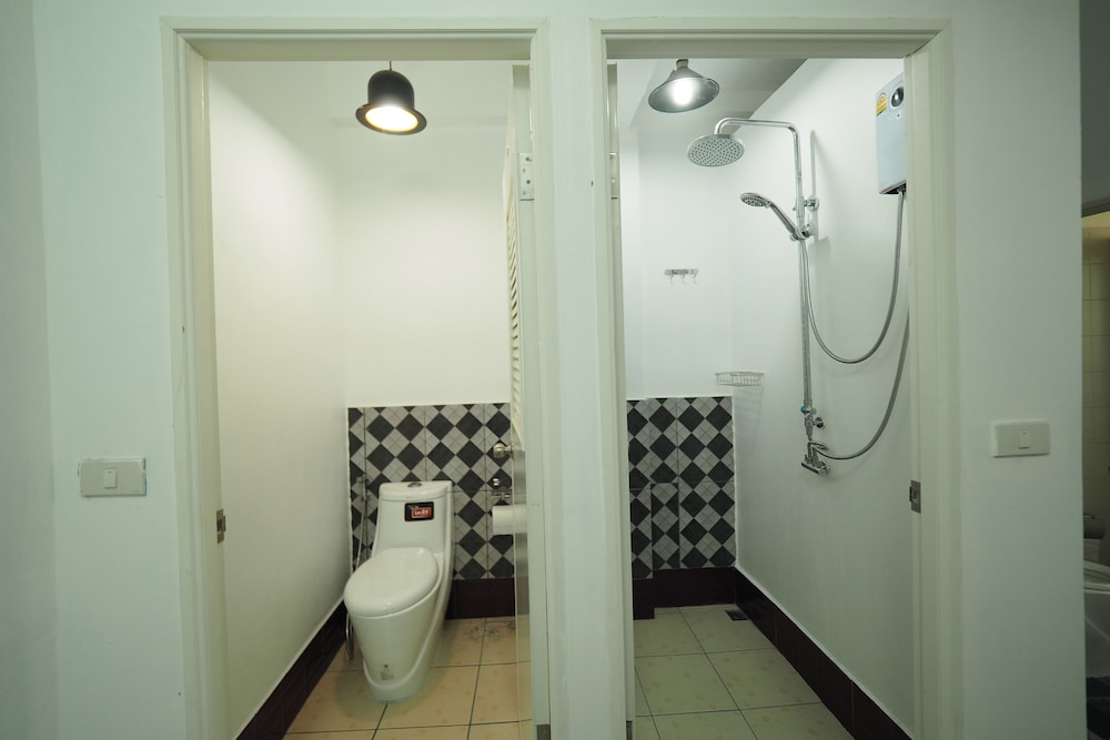 Arisa Hostel