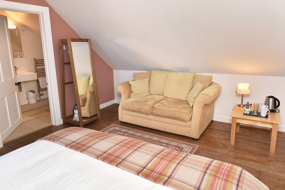 Cardhu Country House