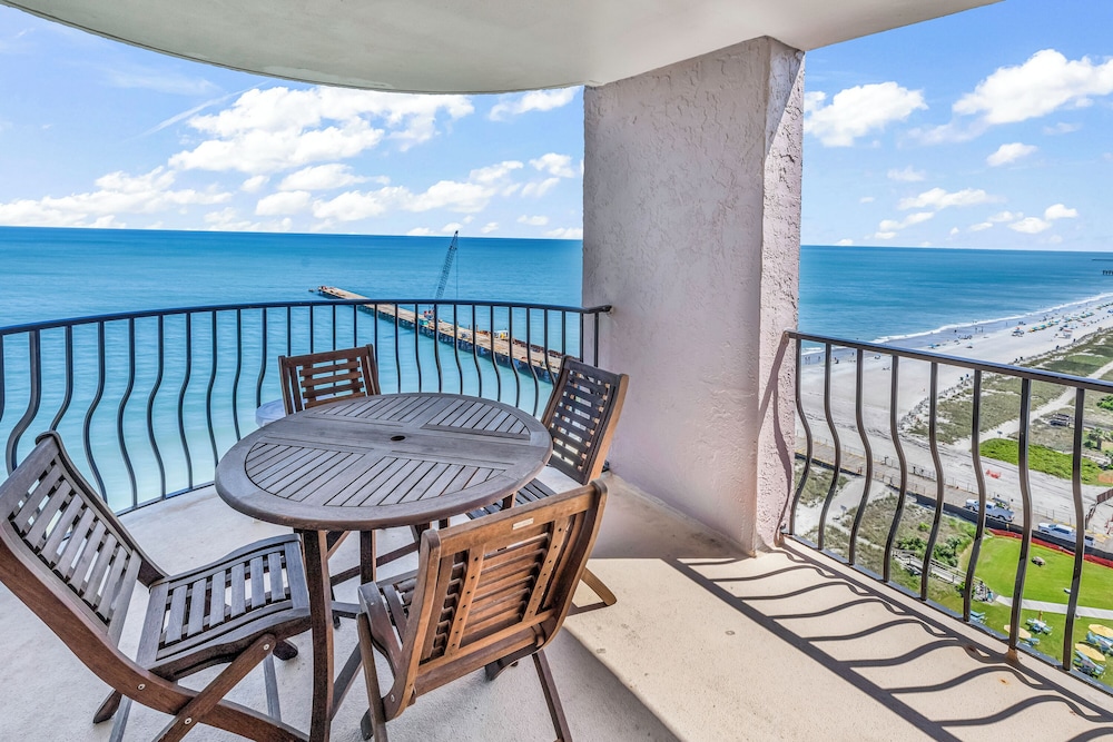 Palms Resort 1602