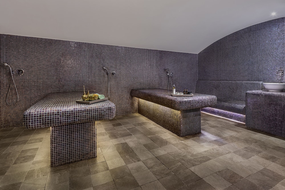 Sofitel Dubai The Palm Resort & Spa