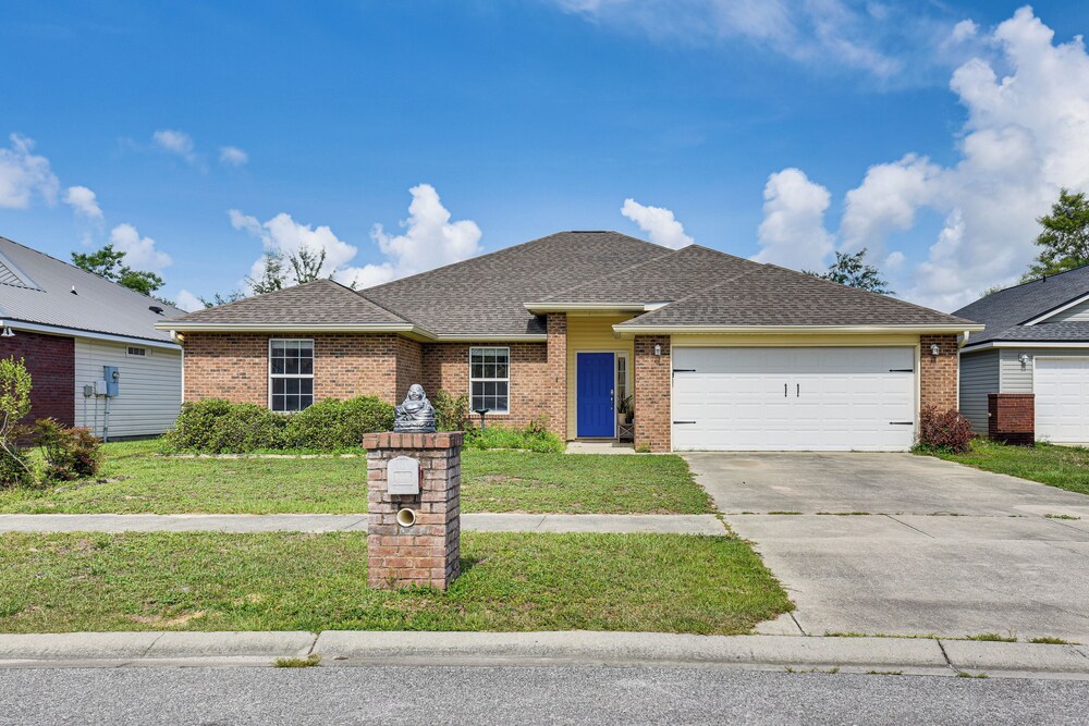 2 Mi to Beach & Boating: Family Home in Lynn Haven