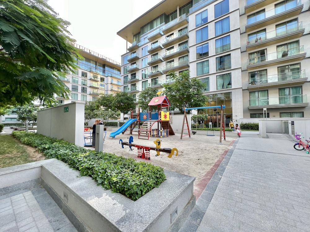 Cosmos Living Luxurious Sobha Hartland