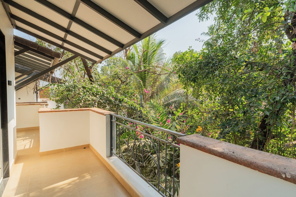 ELIVAAS Laguna Camellia | Luxe 4 BHK Villa Near Popular Beaches with Private Pool