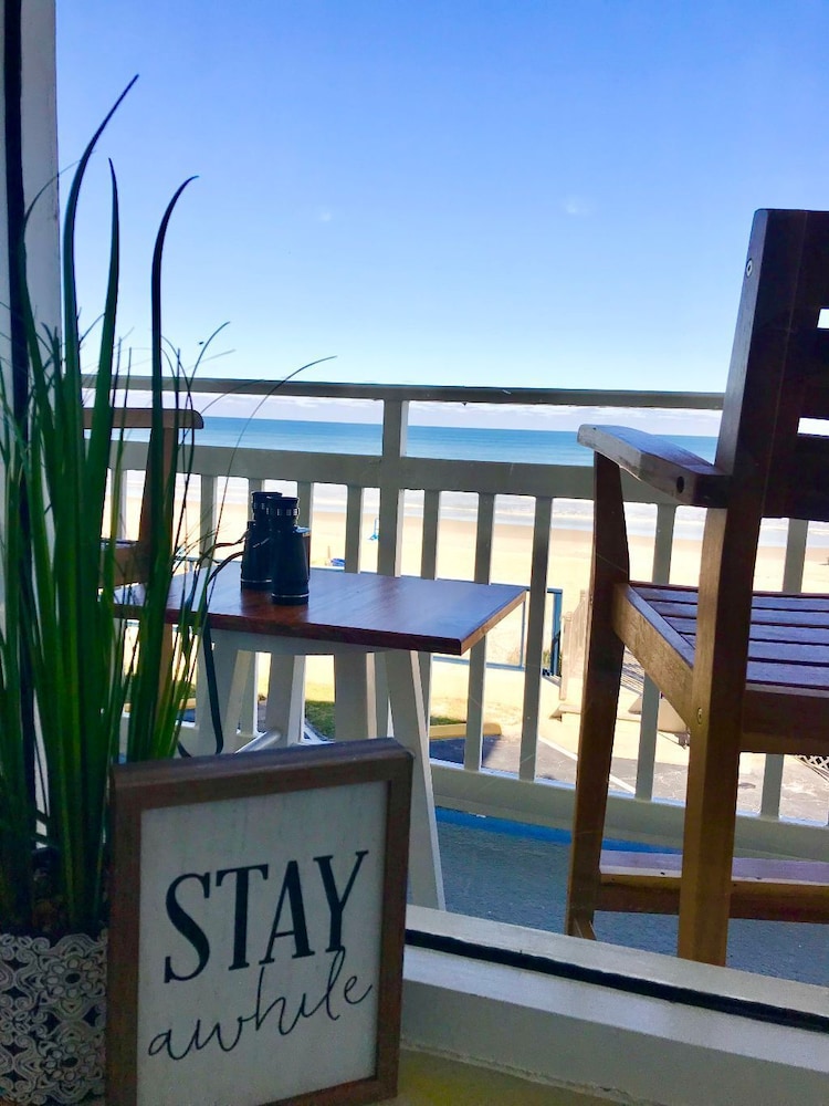 Symphony Beach Club