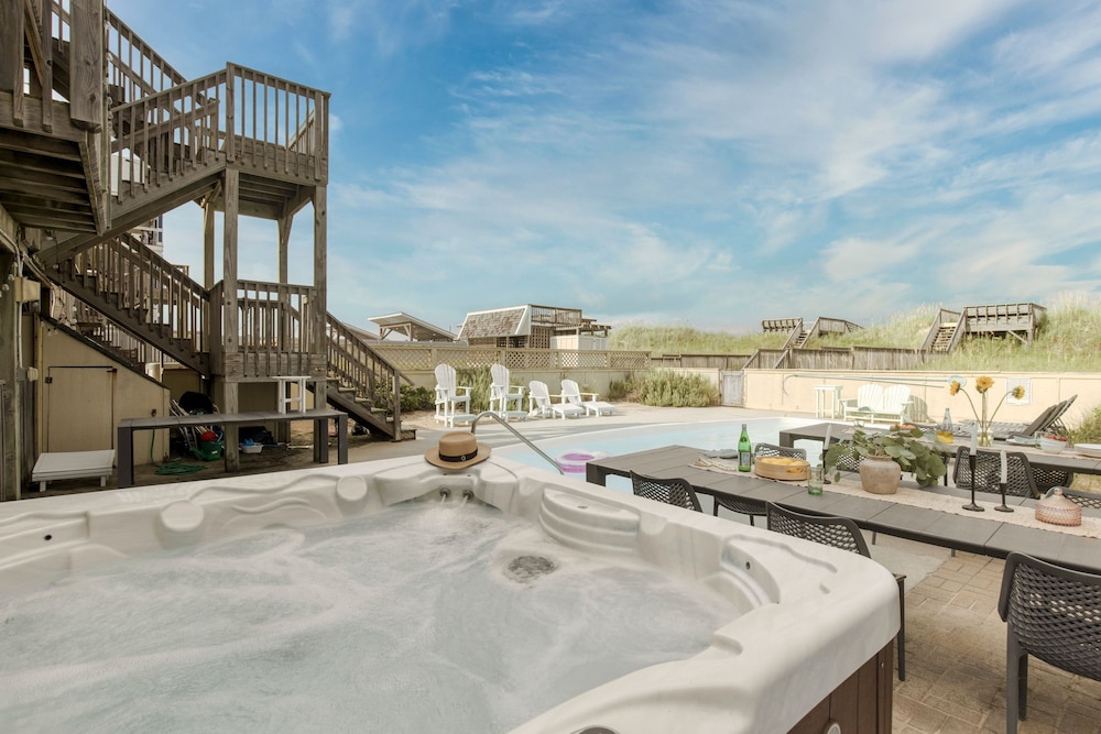 Atlantic Watch Pool Hot Tub Game Room Unobstructed Ocean View