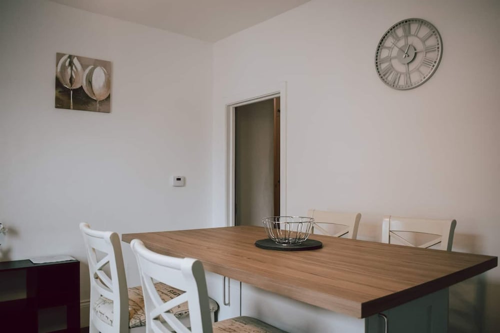 The Twickenham Apartment Near Strawberry Hill