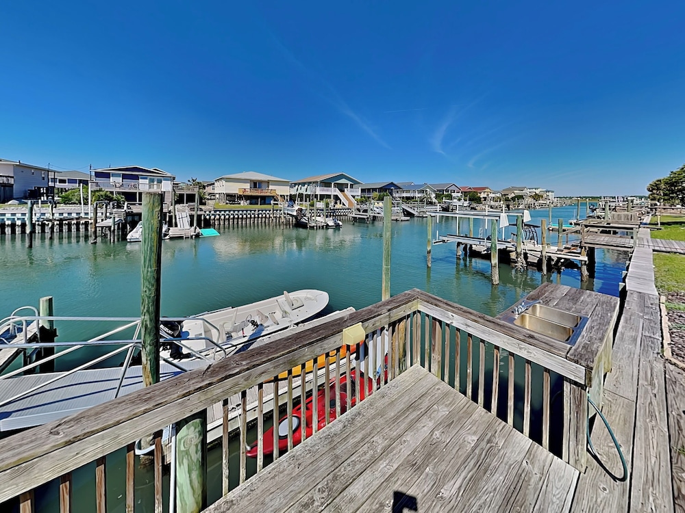 On Island Time by Topsail Realty