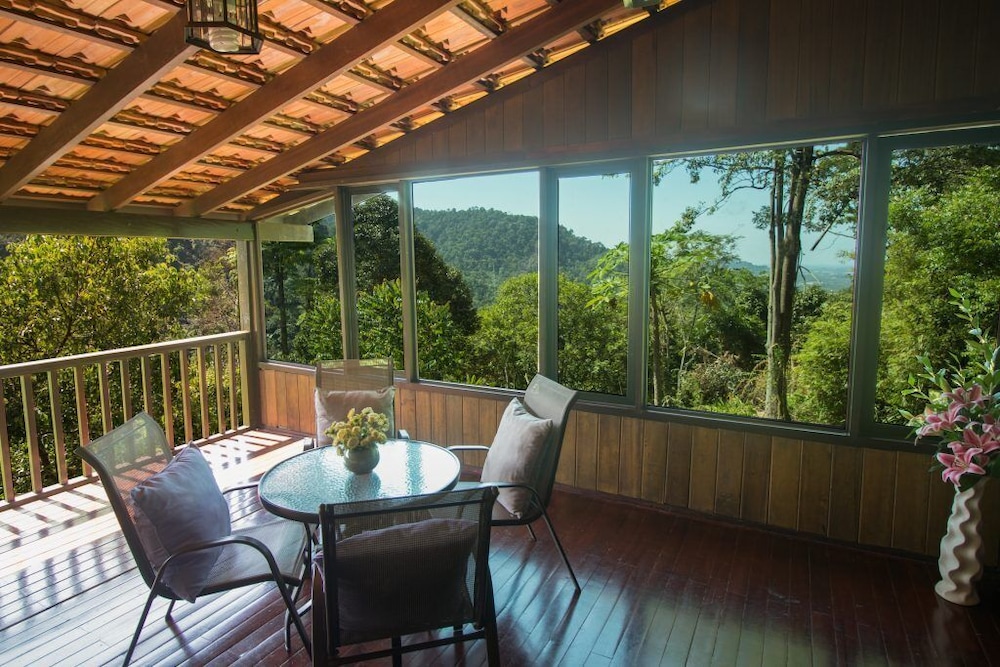 De Serenity - Exclusive Jungle Retreat