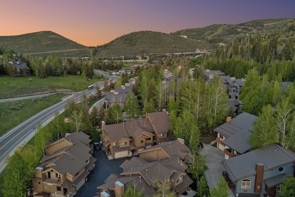 Foxglove at Deer Valley by Avantstay: A Charming Park City Getaway