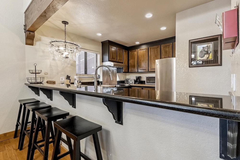 1192 Timber Lane 4 Bedroom Home