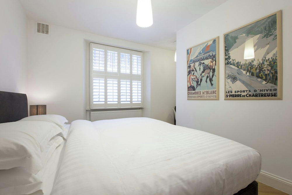 Ossington Street by Onefinestay