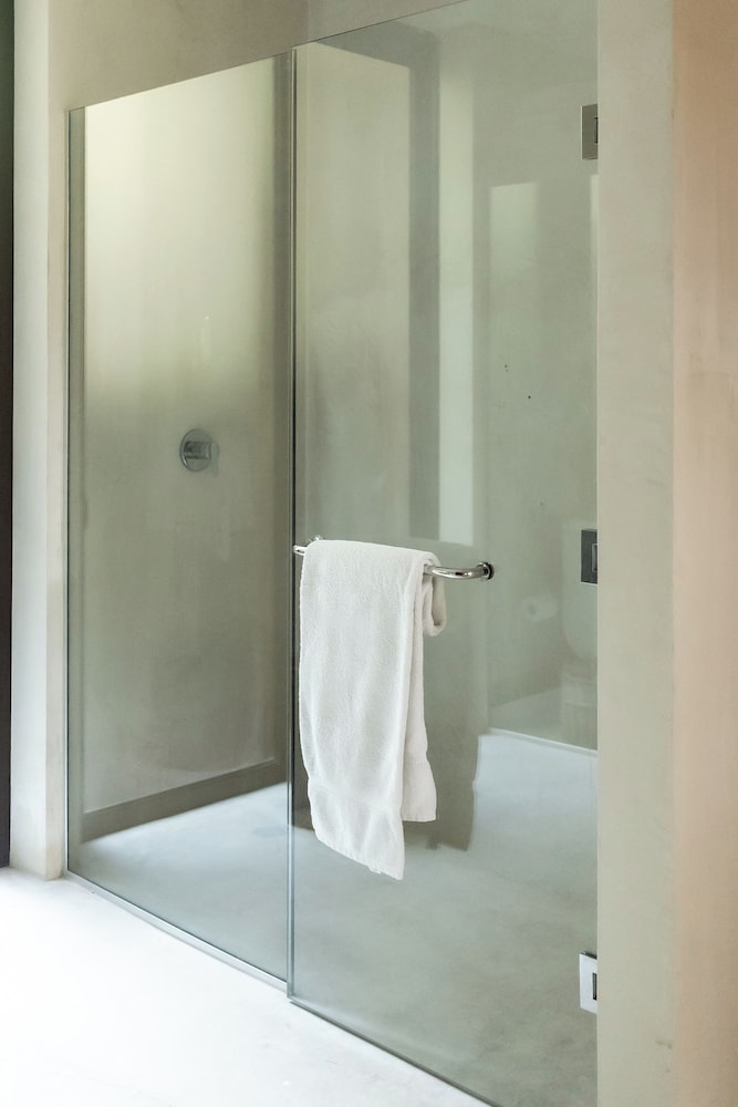 BT Homes - Zama Boho