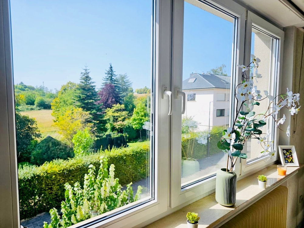 Chic Urban Stay 2BR with parking