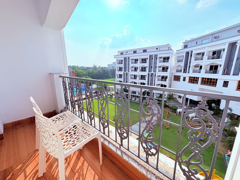 Hotel Jairam Way Bay