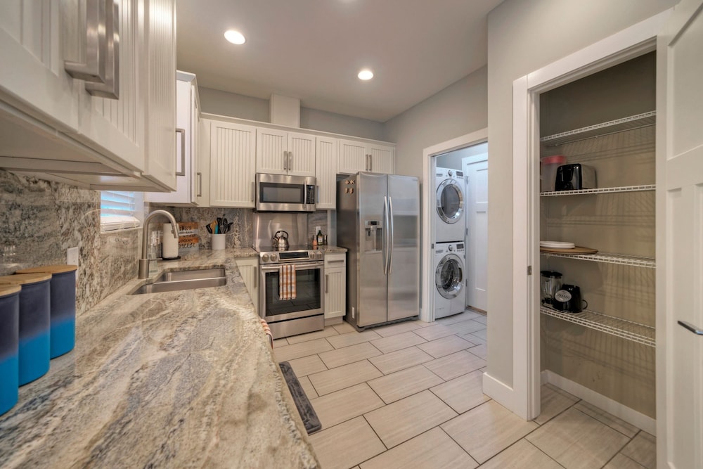 Villa La Isla Family Condo With Pool Near Corpus Christi s Best Beaches Dining