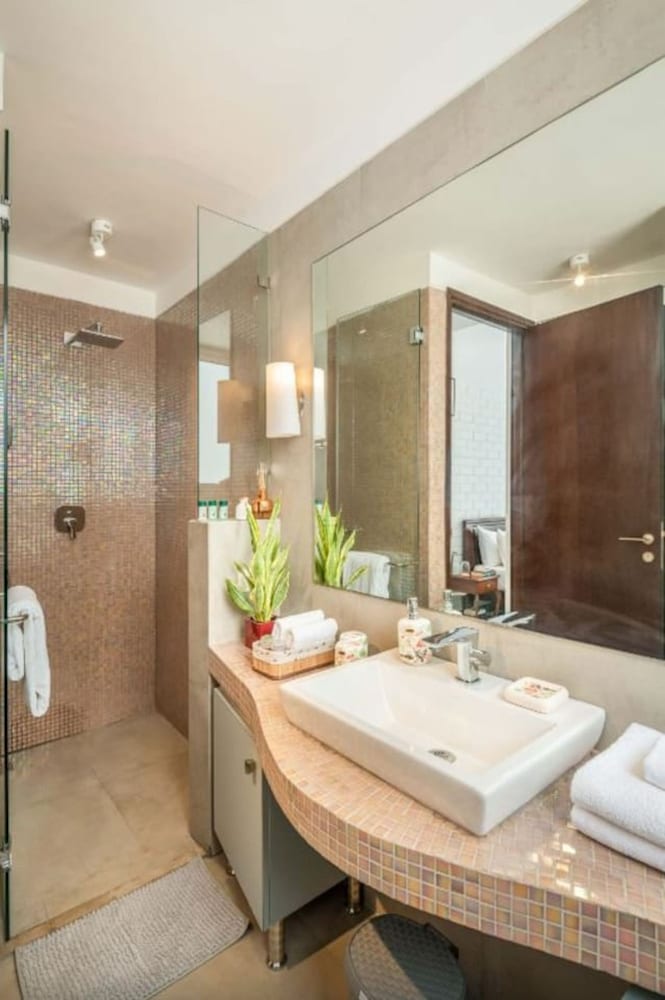 El Arbol by Hireavilla -2br Apartment in Nerul