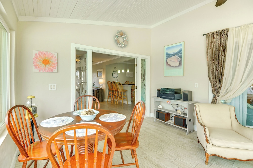Swim, Fish & Walk to Shore: Ormond Beach Home!