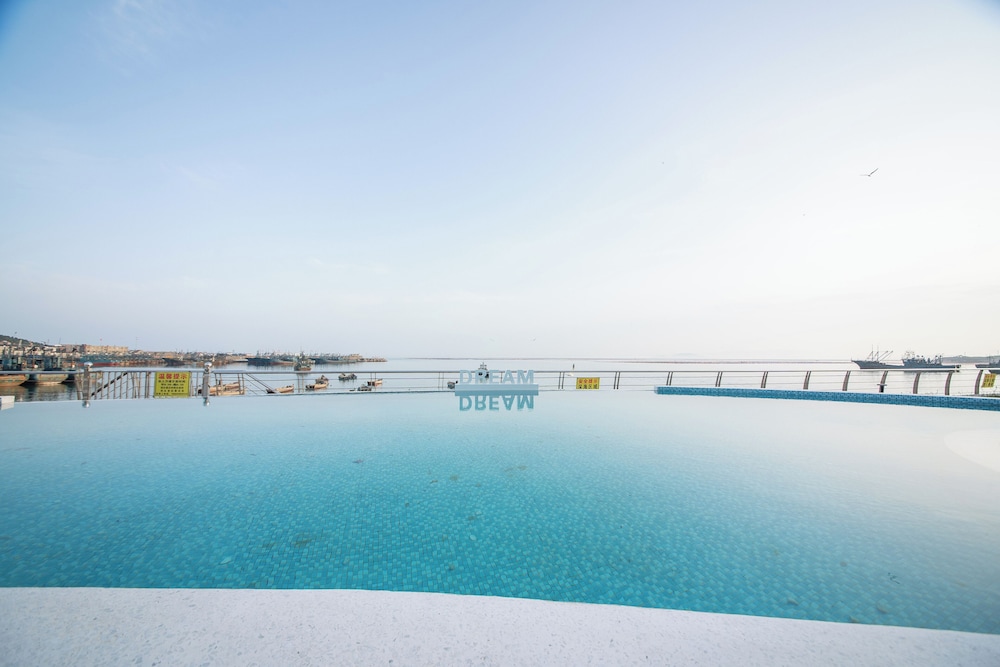 Tangchi Seaview Resort