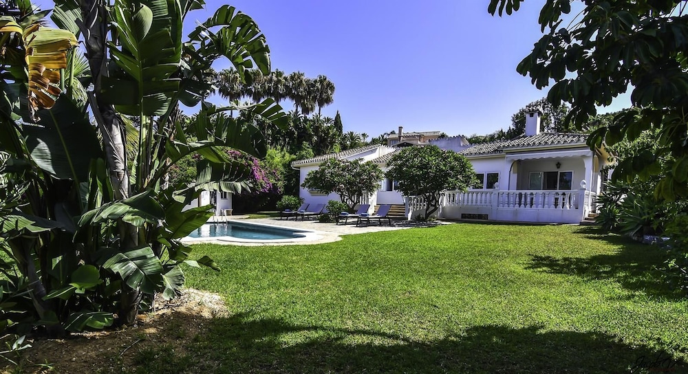 Beautiful Villa Near Beach - Marbella - Image 3
