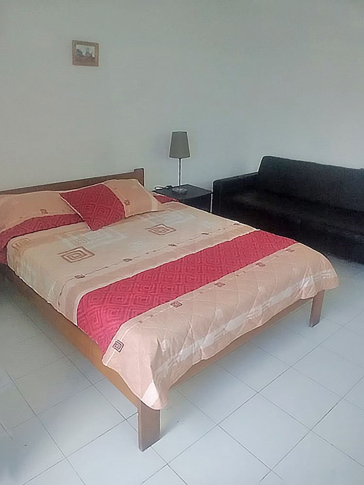 Apartamentos HOME Basic - El Laguito view 3