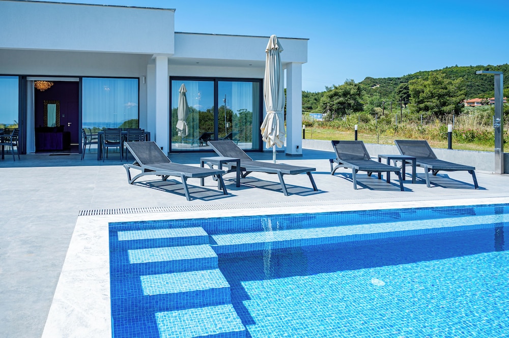 Continent Villas - Villa VIP