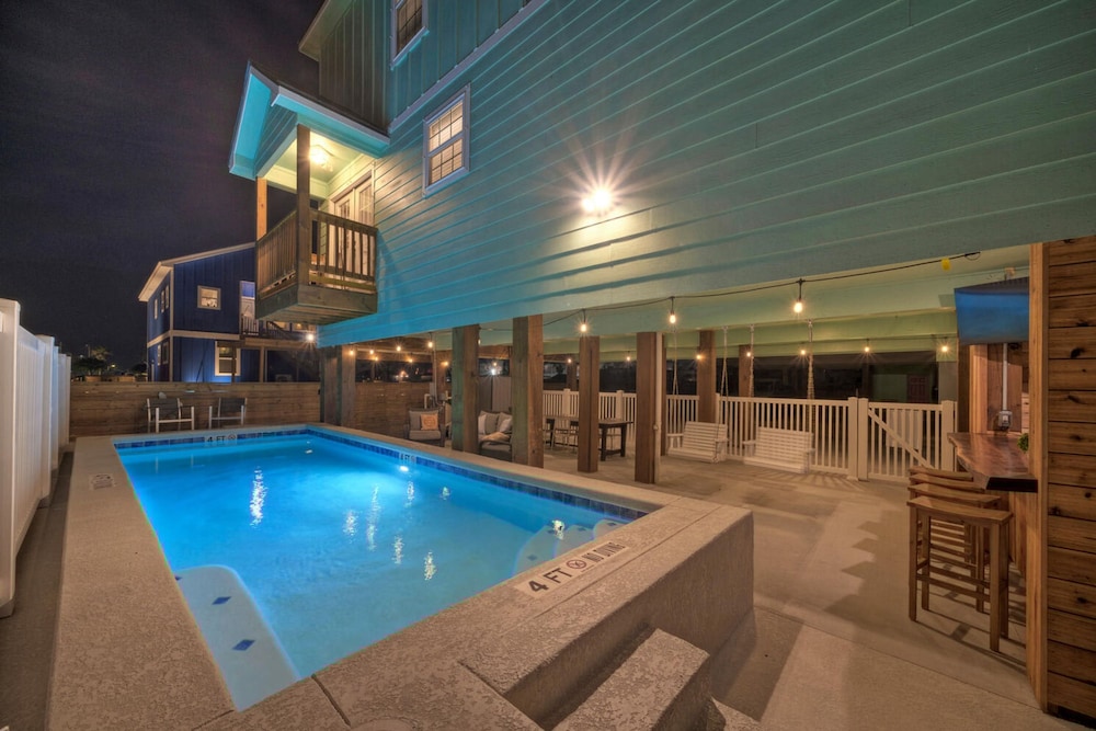 Tequila Tides by Avantstay Free Golf Cart Pool