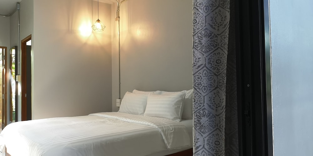 Siri Guesthouse at Suratthani