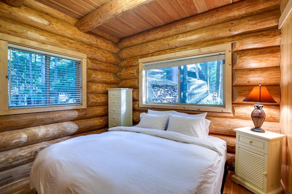 Mt Baker Lodging Cabin 61 - Sleeps 6 view 5