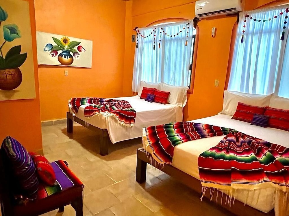 Hotel Pacific Beach House - Image 1