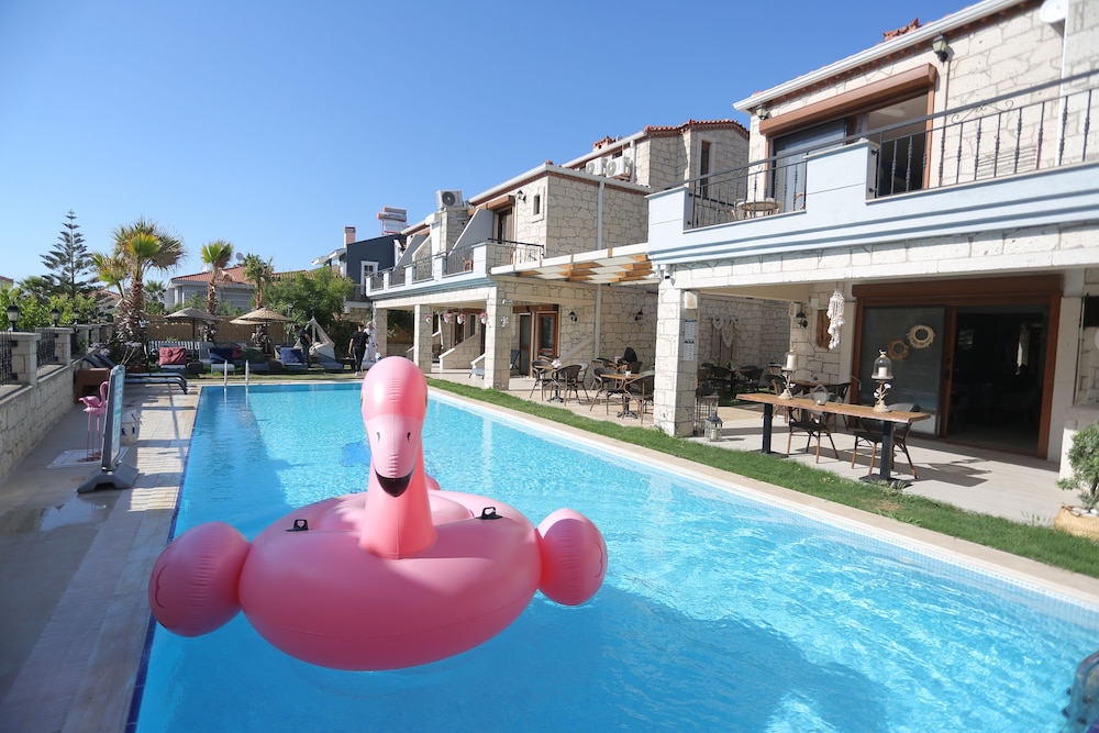 Fizzio Alaçatı Hotel - Image 98