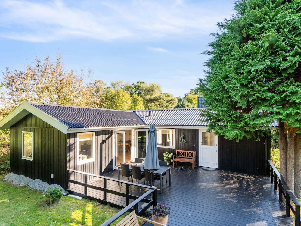 5 Star Holiday Home in Hornbaek