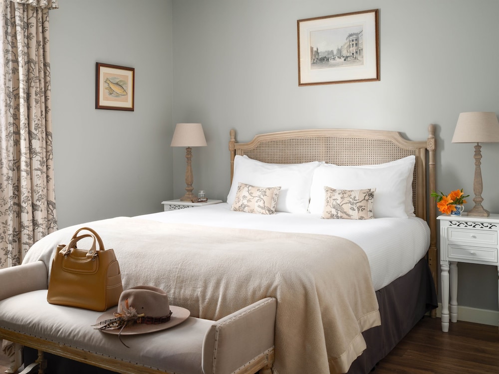 Meikleour Arms Hotel and Restaurant