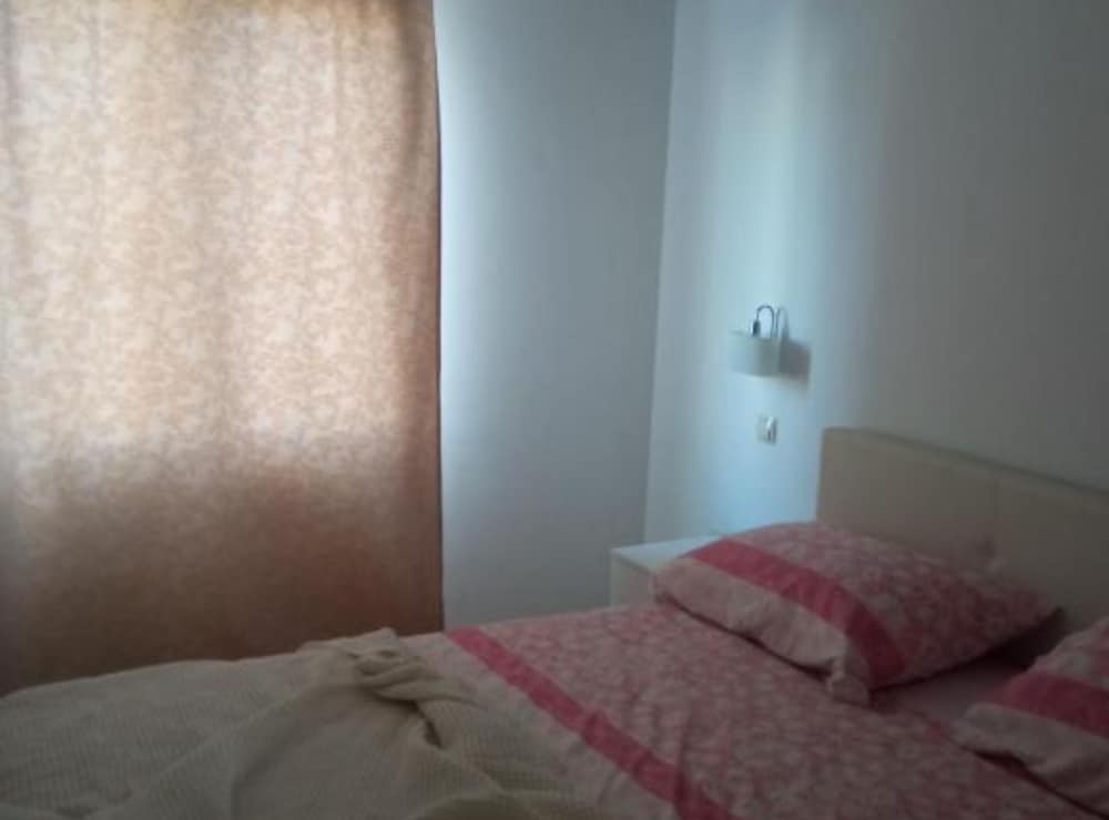 Cozy Vodice Garden Apartments With Terrace and BBQ