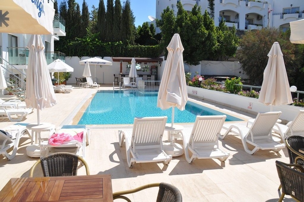 Gunay Otel - Image 5
