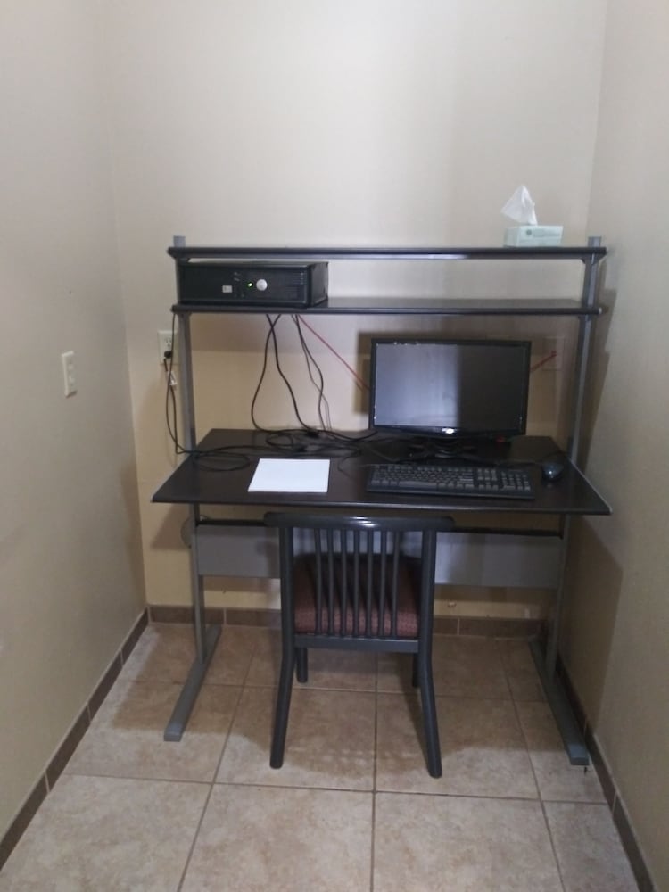 Photo 8