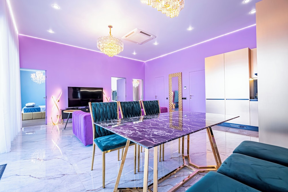 Continent Villas - Villa VIP