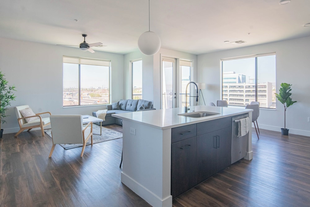 ROVE LIVING/KB - Trovita Rio