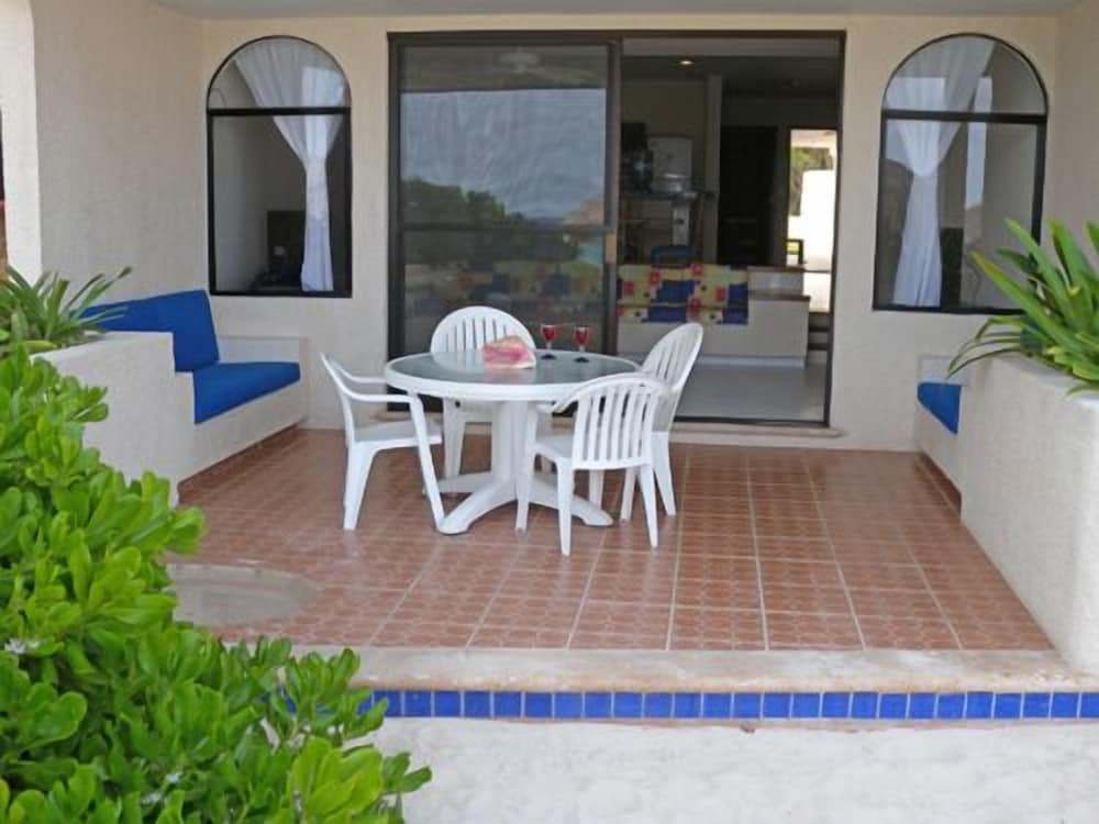 Cancun Vacations - Villas De Rosa Beach Resort - Property Image 3