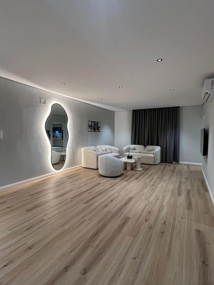 Ruby villa