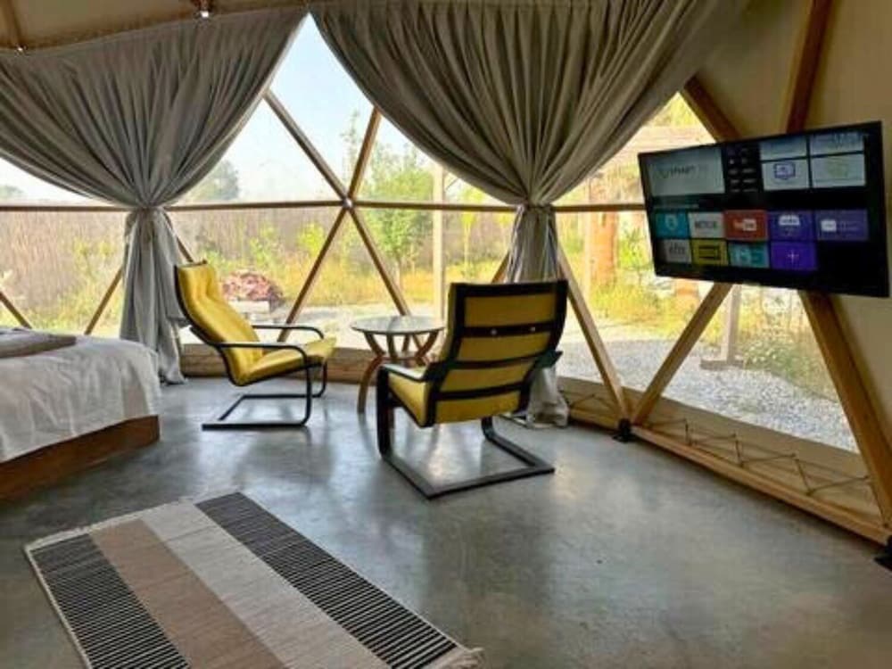 In Out Resort Glamping