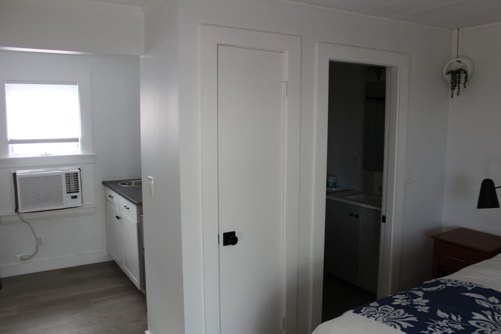 Sea Latch Inn