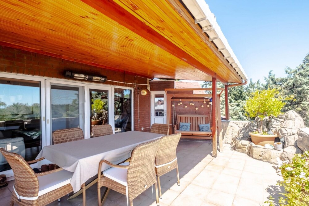 Ravishing Flat With Nature View in Florya